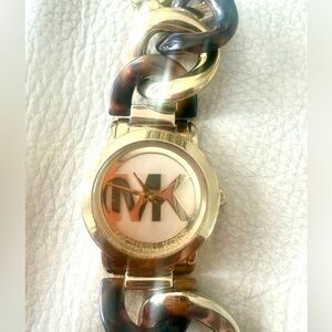 Michael Kors gold and tortoise Brown Links